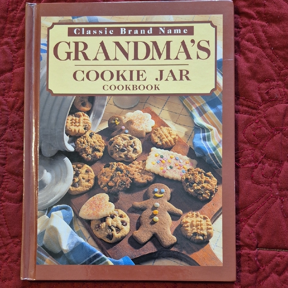 Grandma's Cookie Jar Cookbook - Brown and Cream Cover